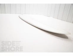 Labyrinth - Clear - 8'2 X 22" X 3" - Single - US Box -Pas Cher Side Shore Magasin labyrinth clear 82 x 22 x 3 single us box furrow surfcraft 7