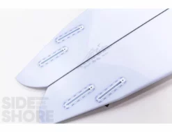 RNF Retro Revamp - 5'6 X 20.75" X 2.40" - 32 L - Quad - Futures -Pas Cher Side Shore Magasin rnf retro revamp 56 x 2075 x 240 32 l quad futures lost 19