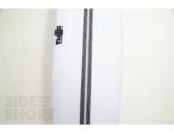 Hurricane The Charger - TWIG - Blanche - 12 Mm Stringer 8'6" X 20" 1/2 X 3"3/8 - 60 L - Combo Future -Pas Cher Side Shore Magasin the charger twig 12 mm stringer 86 x 20 58 x 338 61 l combo future hurricane 16