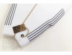 Hurricane THE FALCON - 5'10 X 19" 7/8 X 2" 7/16 - 32 L - Futures - Thruster -Pas Cher Side Shore Magasin the falcon 510 x 19 78 x 2 716 32 l futures thruster hurricane 13