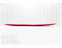Wombat - Tint Red - 7'0 X 22 1/2" X 2 7/8" - 51.6 L - 2+1 - Us Box / Futures -Pas Cher Side Shore Magasin wombat tint red 70 x 22 12 x 2 78 516 l 21 us box futures bear surfboards 7